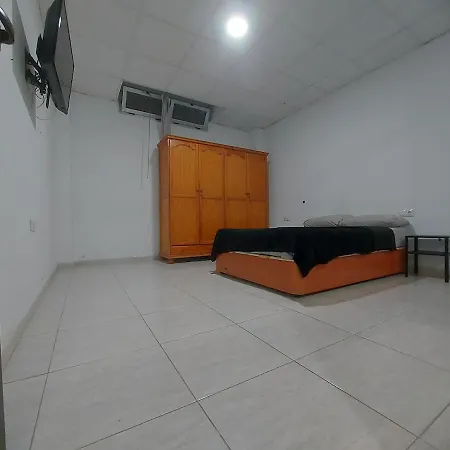 1 Street-basement Lägenhet Vecindario (Gran Canaria)